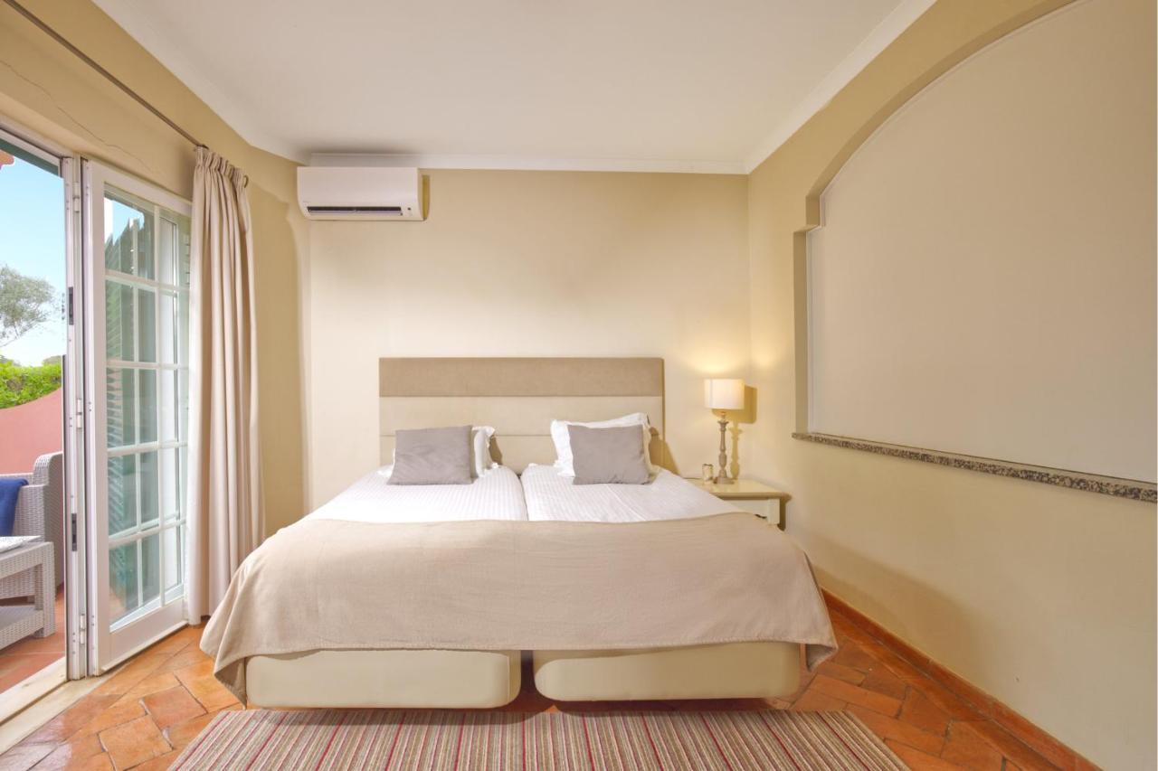 Apartamento de 1 Quarto no Rés do Chão com Pátio Ajardinado