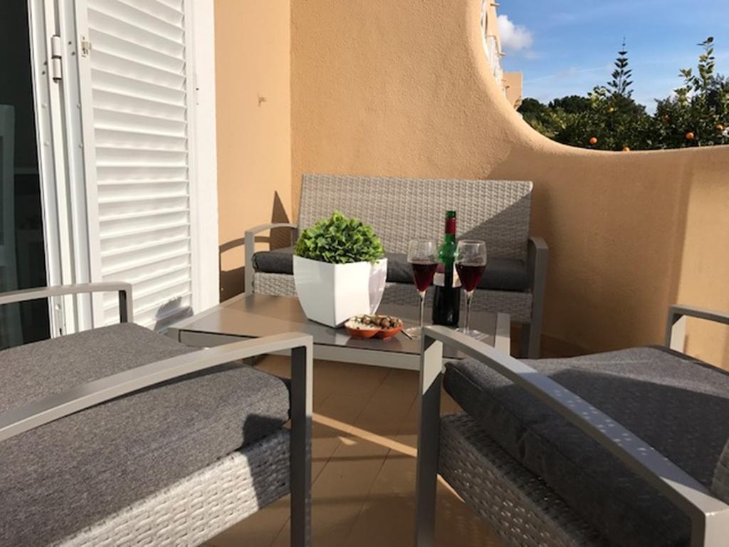 Two-Bedroom Apartment,398972478:JPEG