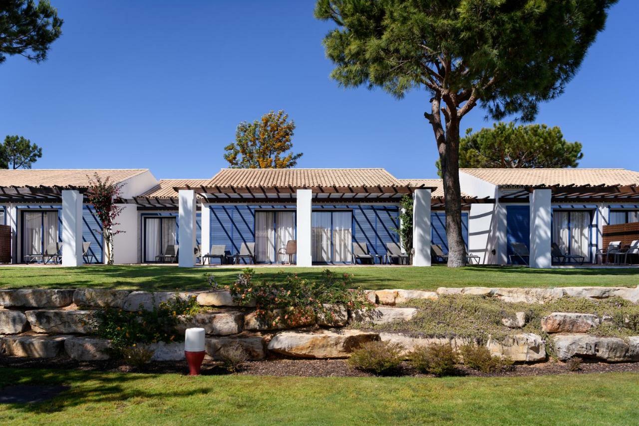 Suite Tripla com Vista Jardim.