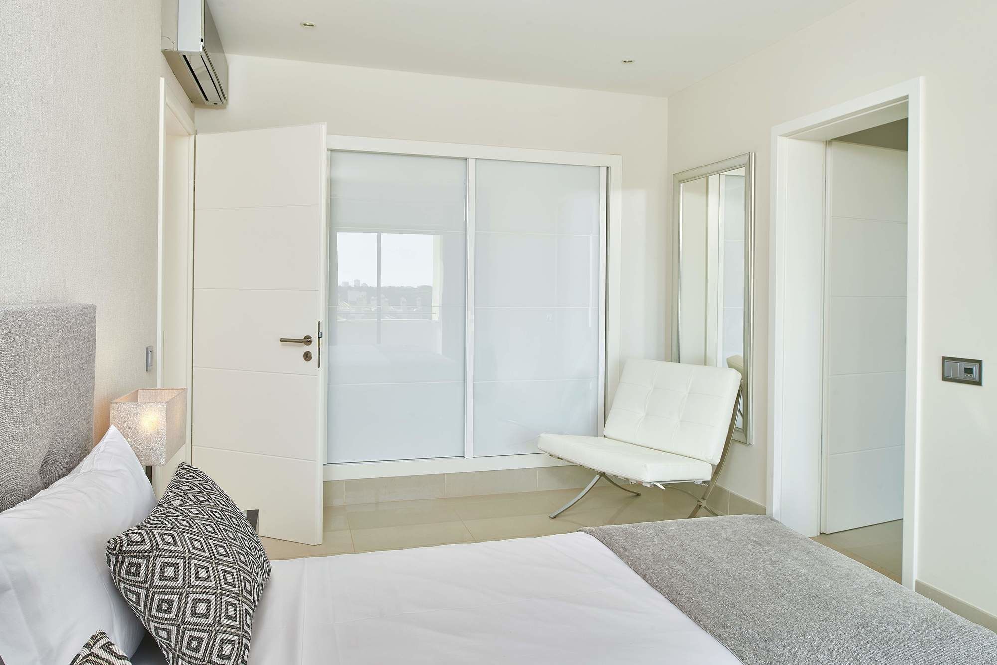 Apartamento com 3 Quartos