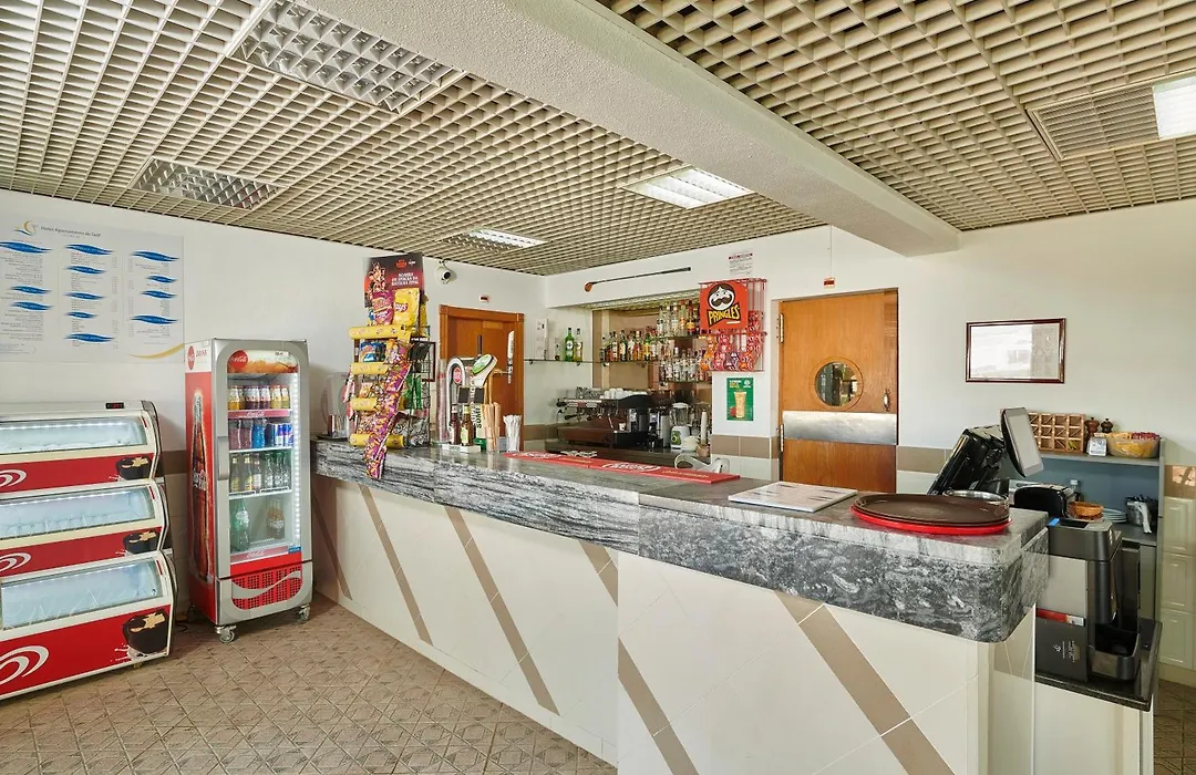 Hotel Apartamento Do Golfe-1